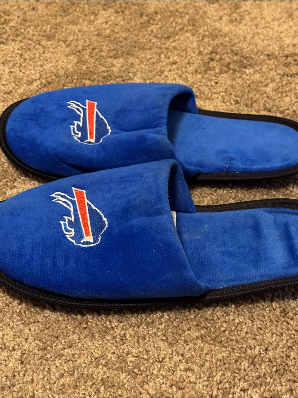 Buffalo Bills Slippers Adult Medium Blue Lounge NFL Logo